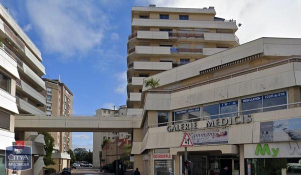 Appartement à louer 2 pièces 45.77m²