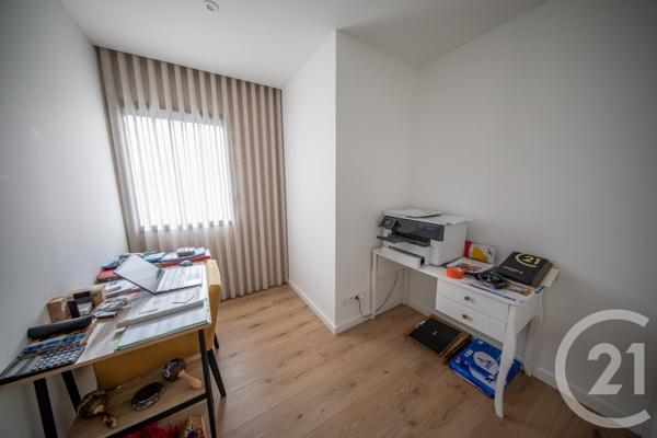 Maison à vendre  4 pièces - 136,10 m2 BLANQUEFORT - 33