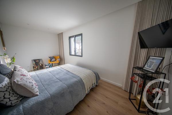 Maison à vendre  4 pièces - 136,10 m2 BLANQUEFORT - 33