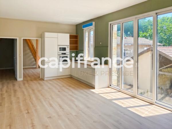 Maison de caractère en pierre 300 m² avec dépendance et grand parc – Proche Bordeaux