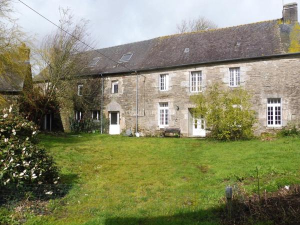 Vente Maison 5 pièces 121 m2 à Uzel