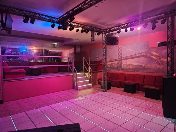 appartement 105 m2 + local commercial discothèque