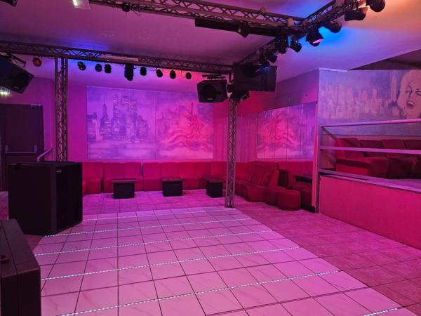 appartement 105 m2 + local commercial discothèque