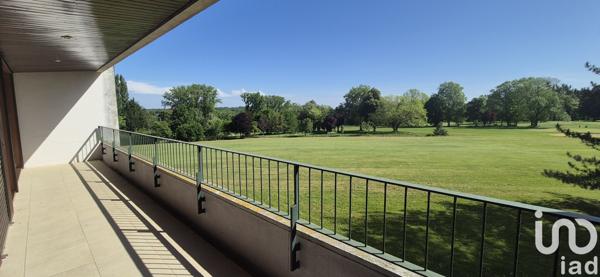 Appartement 4 pièces de 115 m² à Le Coudray-Montceaux (91830)