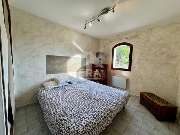 Maison Ceyreste 5 pièce(s) 181.82 m2