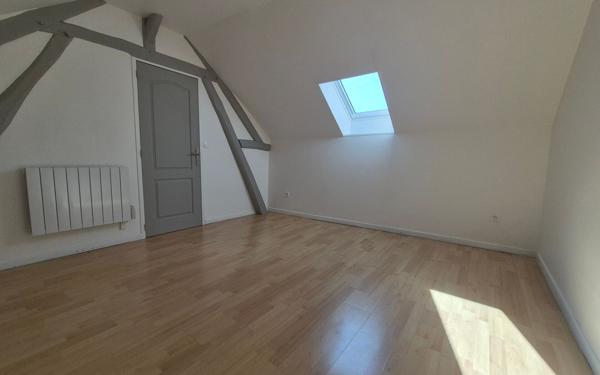 Maison à vendre    3 pièces •  Jouy-le-Châtel