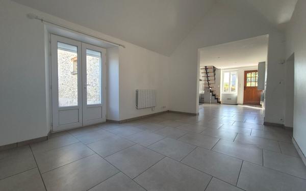 Maison à vendre    3 pièces •  Jouy-le-Châtel