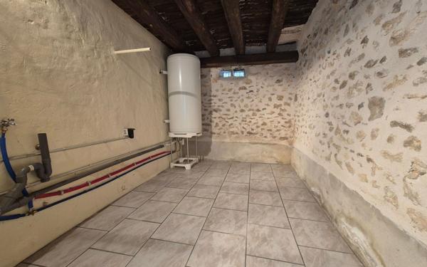 Maison à vendre    3 pièces •  Jouy-le-Châtel