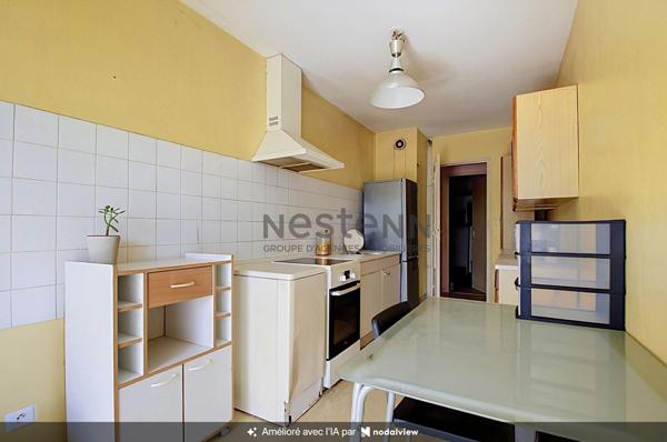 Appartement T4 de 84 m² avec terrasse proche de toutes les commodités