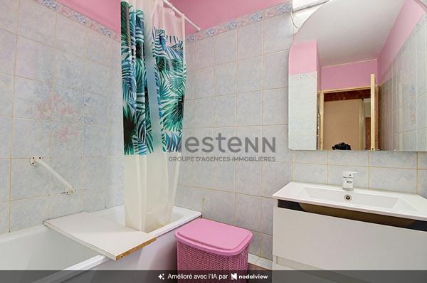 Appartement T4 de 84 m² avec terrasse proche de toutes les commodités