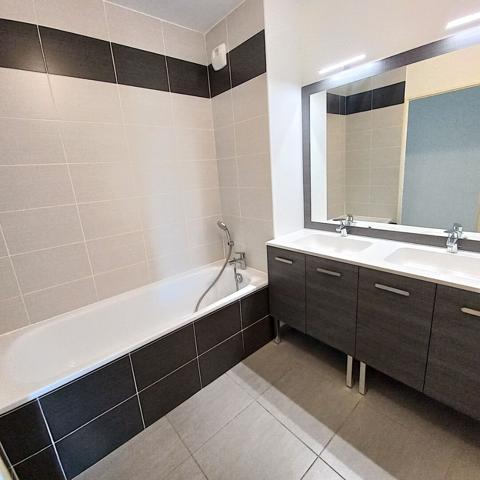 Appartement VILLEURBANNE 90 m²