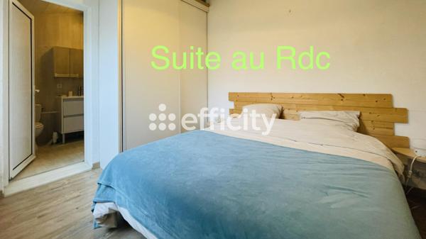 Maison
         4 pièces
        - 78 m² Exclusivité 250 000 € *