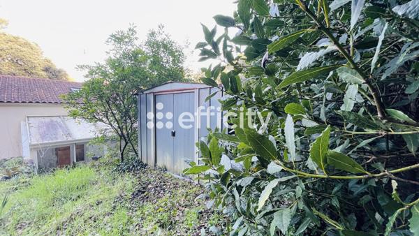 Maison
         4 pièces
        - 78 m² Exclusivité 250 000 € *