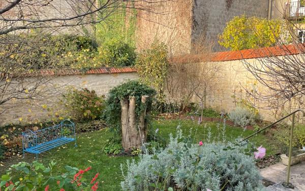 Maison à vendre    8 pièces • 189 m2 Nevers