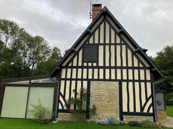 Maison en colombage avec piscine couverte et dépendances Bonneville la Louvet