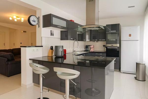 Vente Maison 8 pièces 174 m2 à Chelles