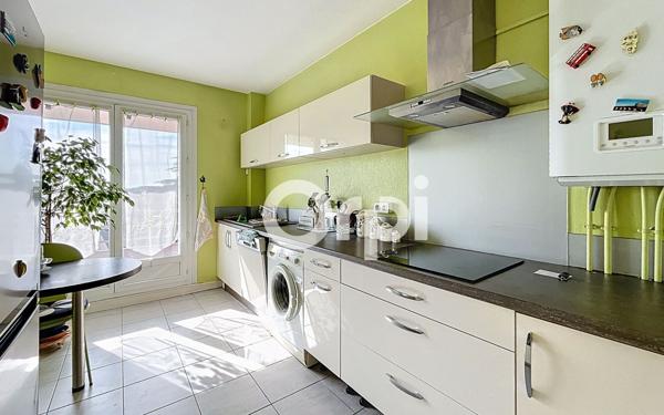 Appartement à vendre    4 pièces • 83,88 m2 Brive-la-Gaillarde