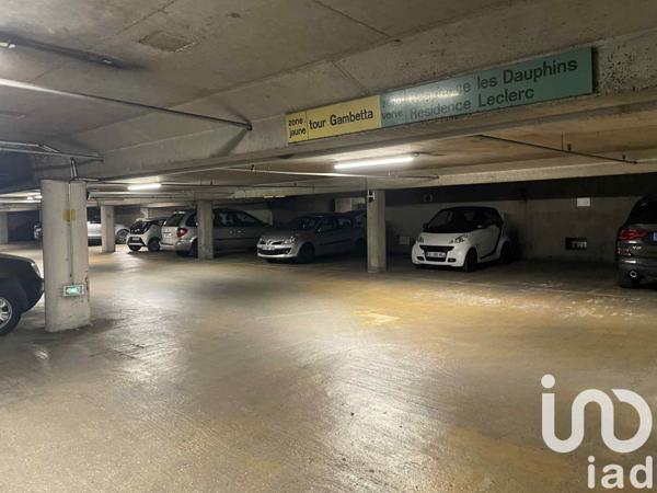 Parking for sale 11 m² Courbevoie