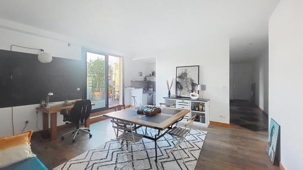 Roof-top à Croix-de-chavaux - au pied du métro