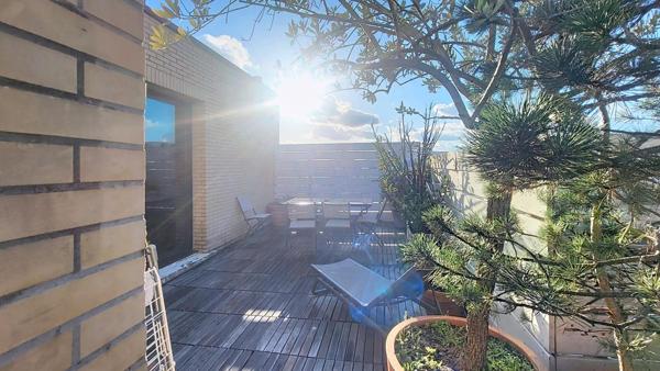 Roof-top à Croix-de-chavaux - au pied du métro