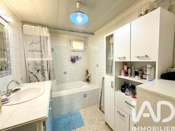 Maison à vendre 9 pièces 210 m² Fréjus