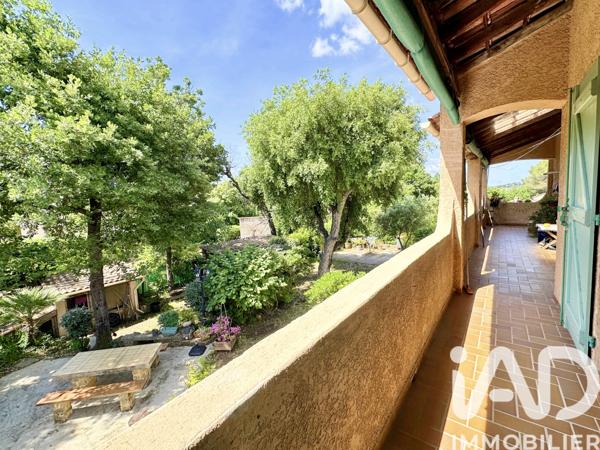 Maison à vendre 9 pièces 210 m² Fréjus