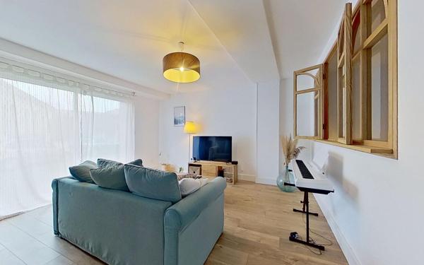 Maison à louer    2 pièces • 49,03 m2 Bègles