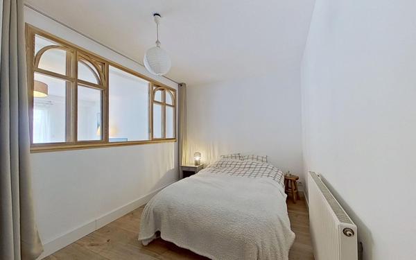 Maison à louer    2 pièces • 49,03 m2 Bègles