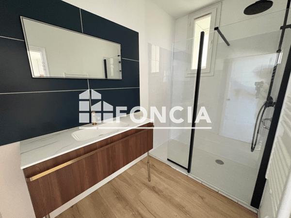Location Maison 5 pièces 116.96 m² - 1 RUE DUCHESSE ANNE Plouvien 29860