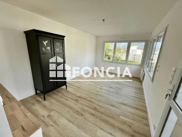 Location Maison 5 pièces 116.96 m² - 1 RUE DUCHESSE ANNE Plouvien 29860