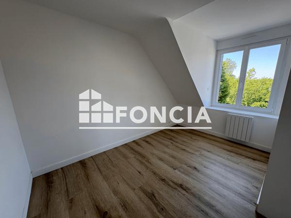 Location Maison 5 pièces 116.96 m² - 1 RUE DUCHESSE ANNE Plouvien 29860