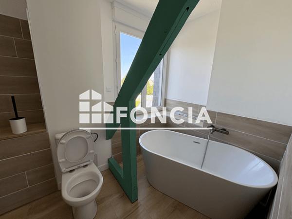 Location Maison 5 pièces 116.96 m² - 1 RUE DUCHESSE ANNE Plouvien 29860