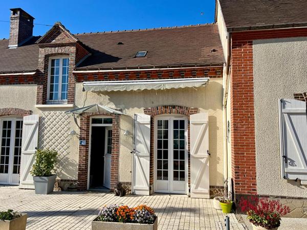 LONGERE RENOVEE  150M2  PAS DE TRAVAUX