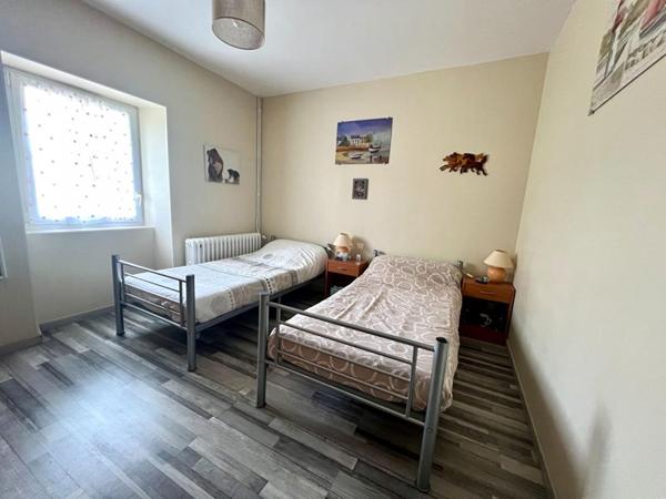 LONGERE RENOVEE  150M2  PAS DE TRAVAUX