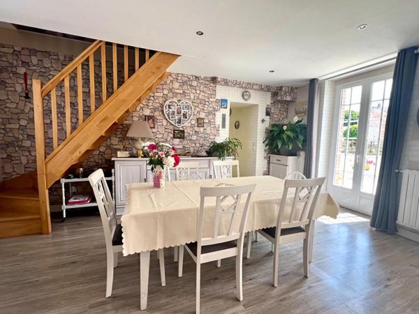 LONGERE RENOVEE  150M2  PAS DE TRAVAUX