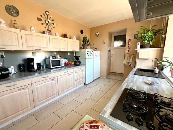 LONGERE RENOVEE  150M2  PAS DE TRAVAUX