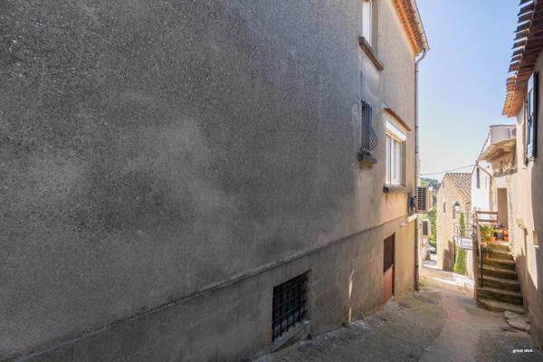 Maison T4 de 96 m² – Vue sur la Cité Médiévale – Secteur Montredon, Carcassonne