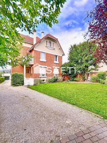 Quartier Les Boutours. Charme, espace et lumière au cœur d’un quartier pavillonnaire paisible de Rosny-sous-Bois. 8 min du RER E