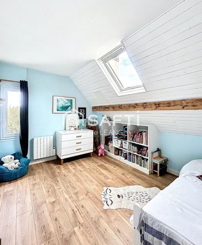 Quartier Les Boutours. Charme, espace et lumière au cœur d’un quartier pavillonnaire paisible de Rosny-sous-Bois. 8 min du RER E