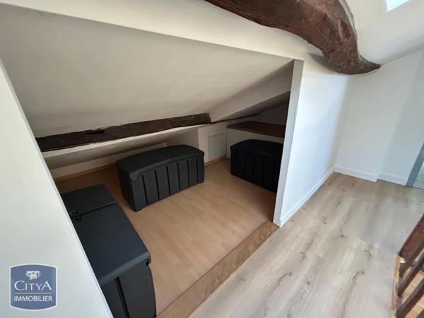 Appartement à louer 4 pièces 66.71m²
