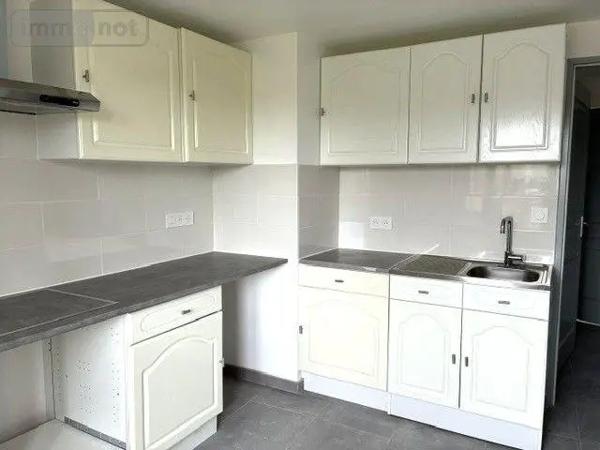 Location - Appartement Avallon 89200 3 pièces 60 m 2
