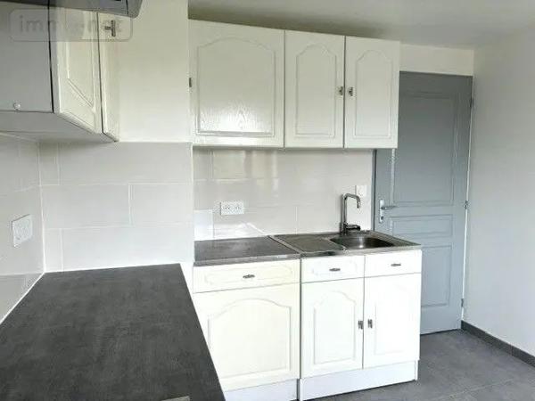 Location - Appartement Avallon 89200 3 pièces 60 m 2