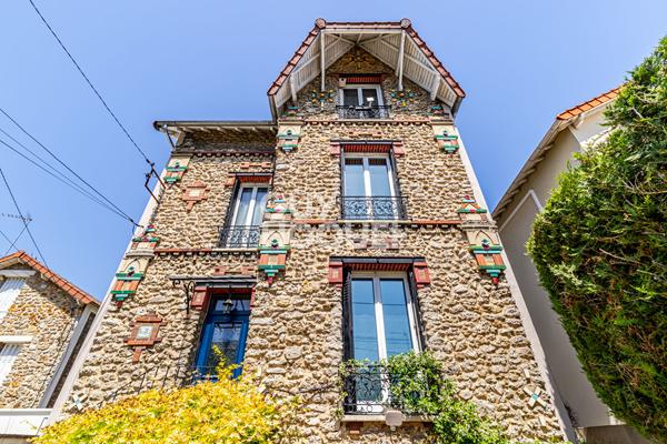 Maison  7 pièces 113.21m² habitables - 155.86m² utiles