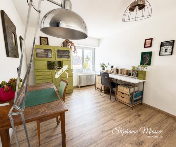 Maison
                                                                                                                                                                                                                                                                                                                        4 pièce(s)                                                                                                                                                                                                          3 chambre(s)                                                                                                                                                                                                          108  m²