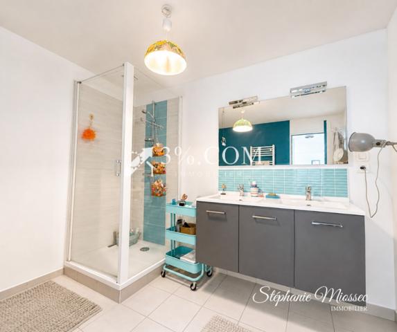 Maison
                                                                                                                                                                                                                                                                                                                        4 pièce(s)                                                                                                                                                                                                          3 chambre(s)                                                                                                                                                                                                          108  m²