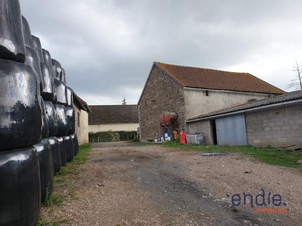 VENTE : maison T5 (110 m²) à ARPHEUILLES SAINT PRIEST