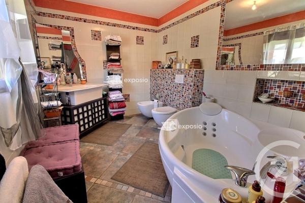 Maison à vendre  8 pièces - 326 m2 TORREILLES - 66