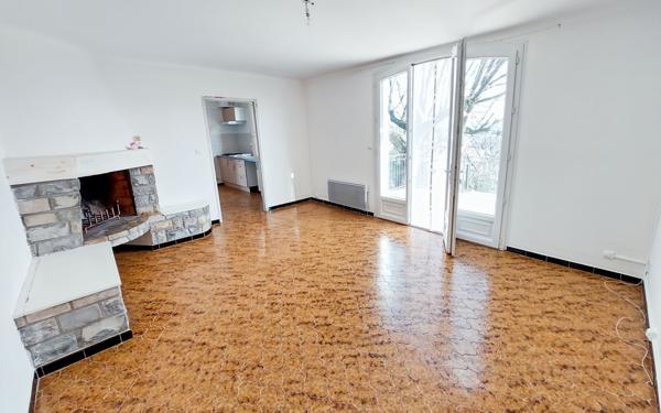 Maison à vendre    3 pièces • 62 m2 Villeneuve