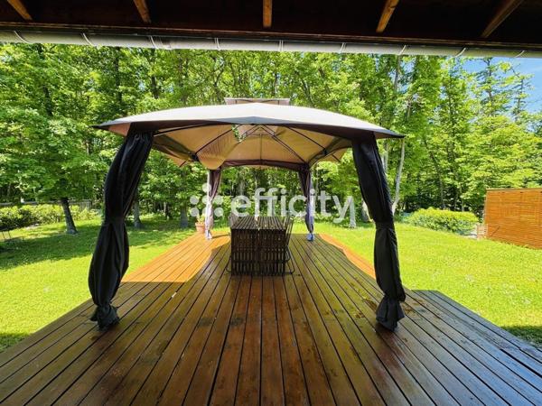 Maison 10 pièces - 240 m²