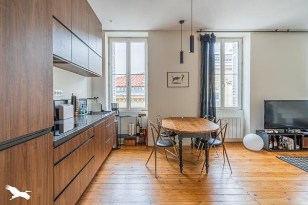Appartement à vendre |  Bordeaux |  2 pièces | 52 m²
